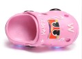 Klapki dziecięce AUTA różowe chodaki dla dzieci z podświetleniem LED