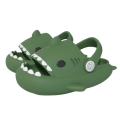 Klapki dla dzieci UNISEX piankowe SHARKY antypoślizgowe w kształcie REKINA 3D