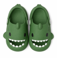 Klapki dla dzieci UNISEX piankowe SHARKY antypoślizgowe w kształcie REKINA 3D