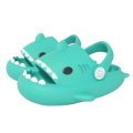Klapki dla dzieci UNISEX piankowe SHARKY antypoślizgowe w kształcie REKINA 3D