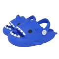Klapki dla dzieci UNISEX piankowe SHARKY antypoślizgowe w kształcie REKINA 3D
