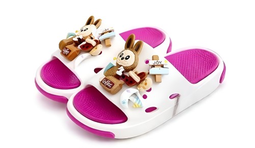 Klapki dziecięce 3D lekkie LABUBU antypoślizgowe roz.24-35