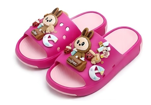 Klapki dziecięce 3D lekkie LABUBU antypoślizgowe roz.24-35