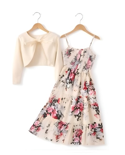 Sukienka dziewczęca w kwiaty z beżowym bolerkiem – elegancki komplet na wyjątkowe okazje