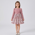 Sukienka dziewczęca z sweterkiem i wzorzystym dołem – elegancka i wygodna